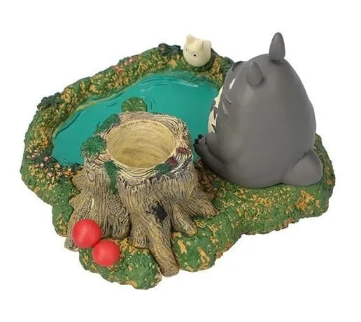 MY NEIGHBOR TOTORO - Totoro by the pond - Figure Pencil Holder